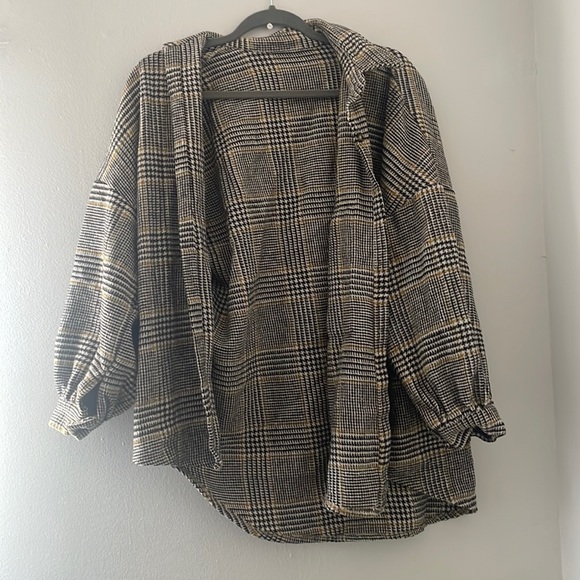 Oversized Jacket - Picture 1 of 2